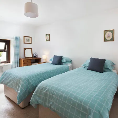 Holiday home Ellwood House *